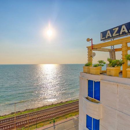 Lazaani Hotel Коломбо Екстериор снимка