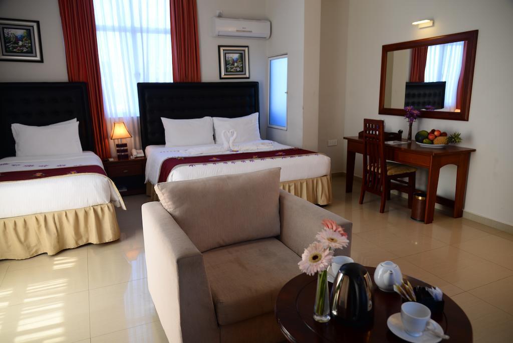 Lazaani Hotel Коломбо Екстериор снимка