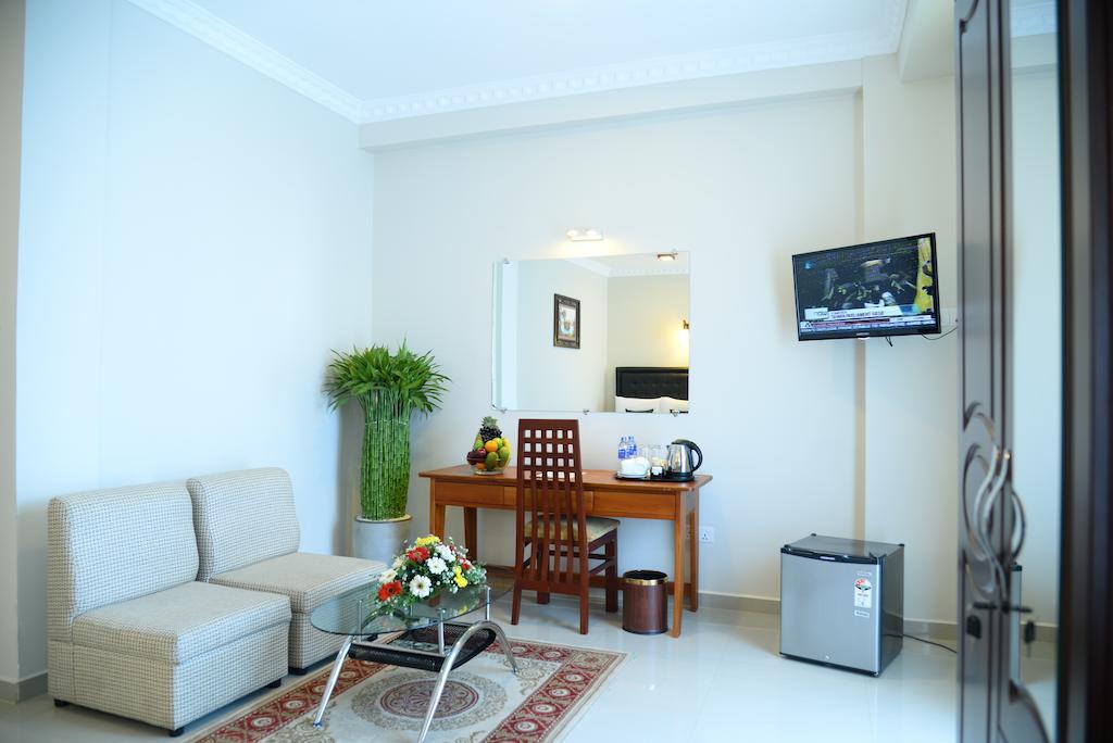 Lazaani Hotel Коломбо Екстериор снимка