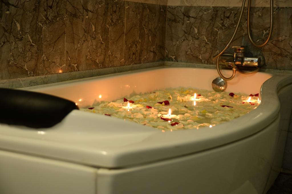 Lazaani Hotel Коломбо Екстериор снимка
